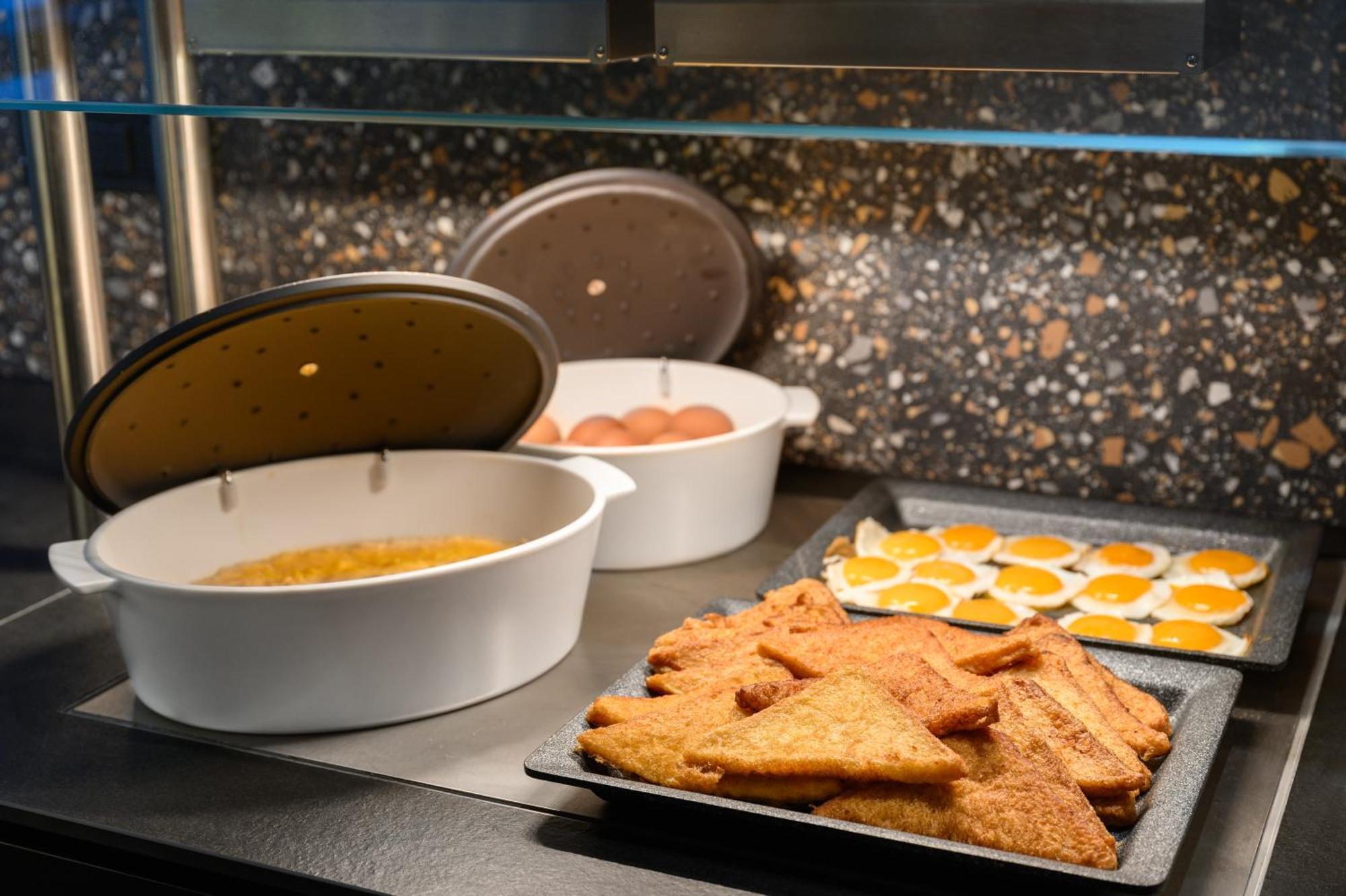 Hilton Garden Inn Debrecen City Center Dış mekan fotoğraf